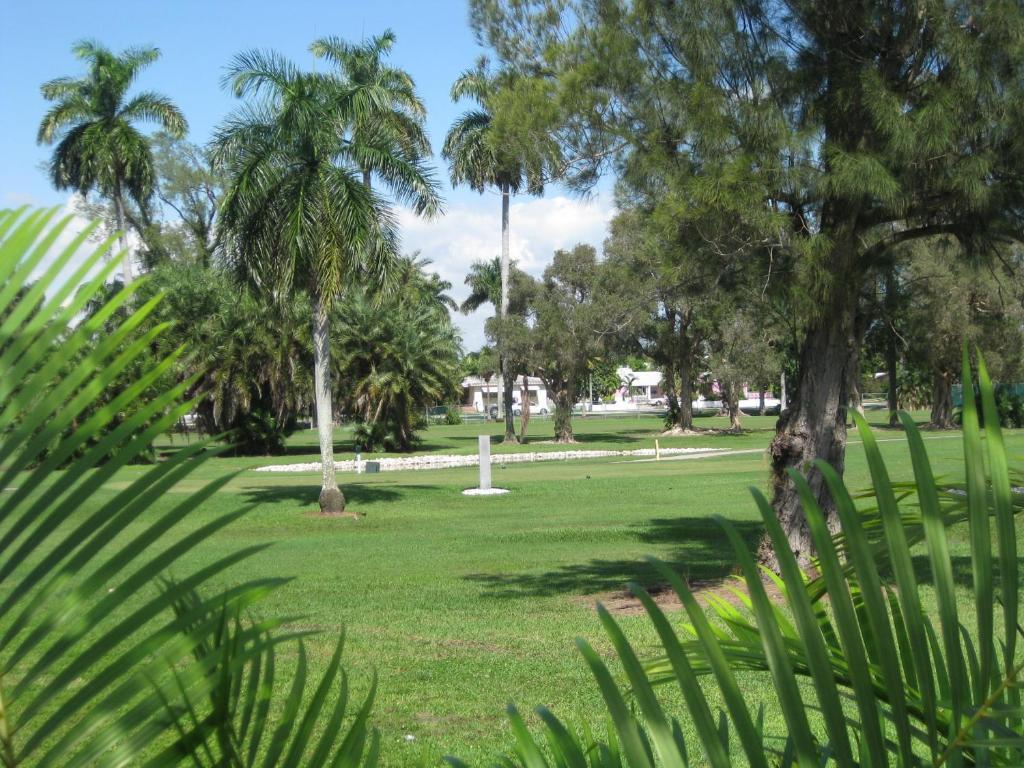 Hollywood Beach Golf Resort מראה חיצוני תמונה