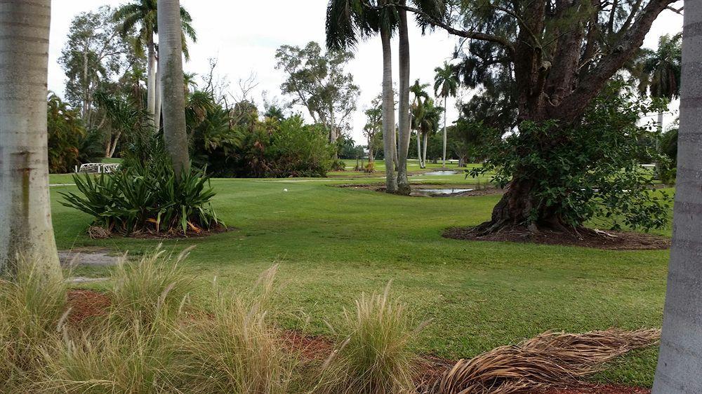 Hollywood Beach Golf Resort מראה חיצוני תמונה